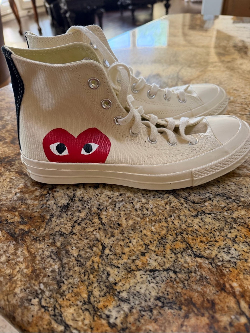 High-Top Canvas Sneakers with Red Heart Accent. Converse play !